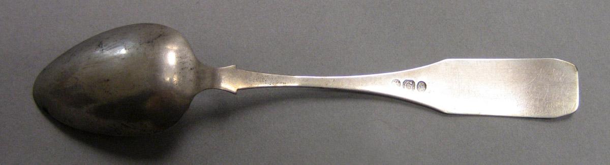 1970.0242 Teaspoon underside