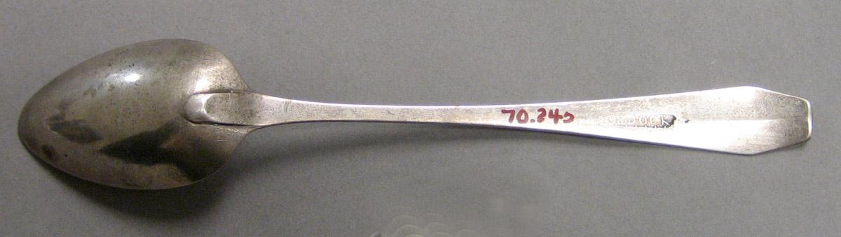 1970.0245 Teaspoon underside