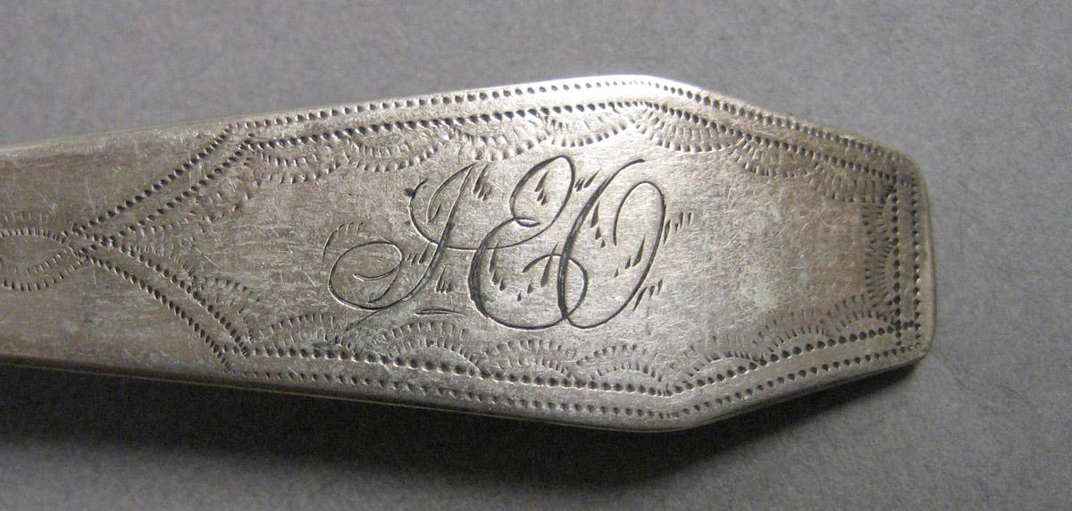 1970.0245 Teaspoon engraving