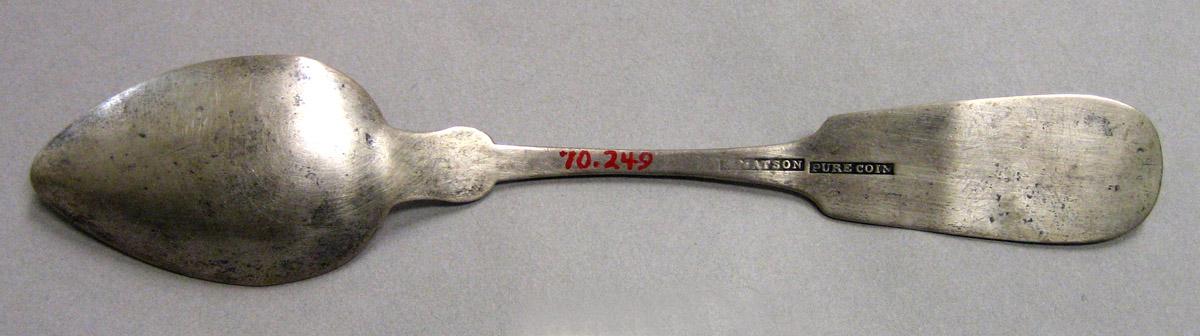 1970.0249 Teaspoon underside