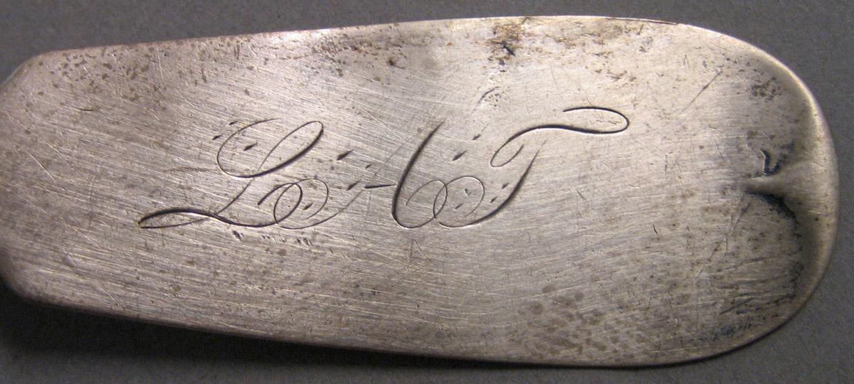 1970.0249 Teaspoon engraving