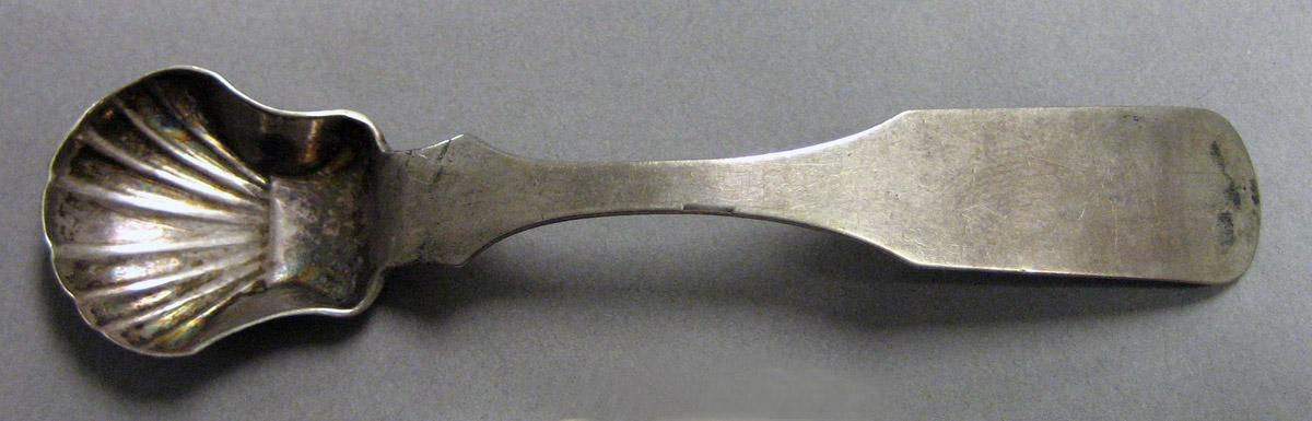 1970.0251 Salt spoon upper surface