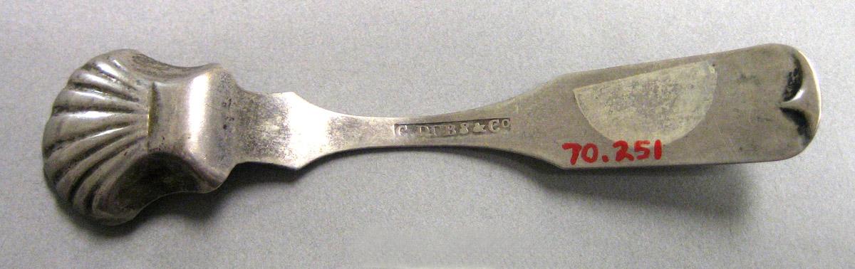1970.0251 Salt spoon underside
