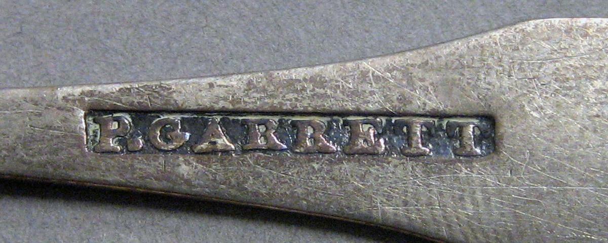 1970.0256 Salt spoon mark