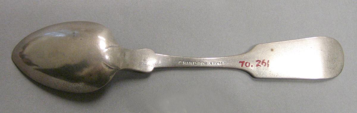 1970.0261 Teaspoon underside