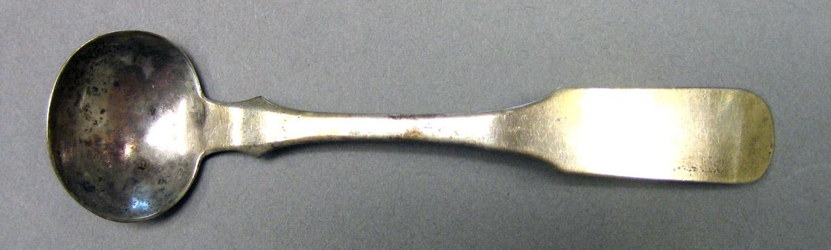 1970.0263 Silver Spoon upper surface
