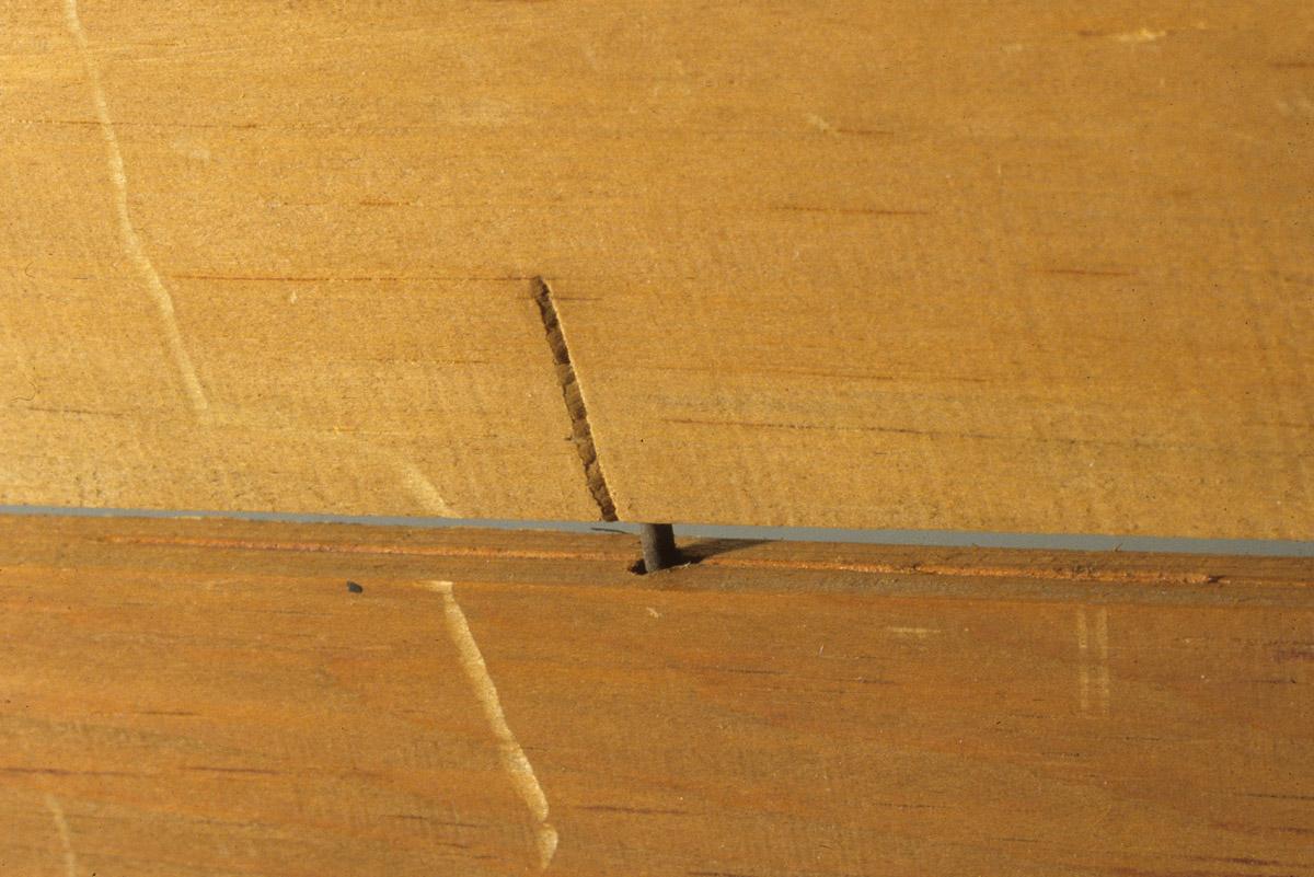 1952.0256 Chest of drawers, detail 5