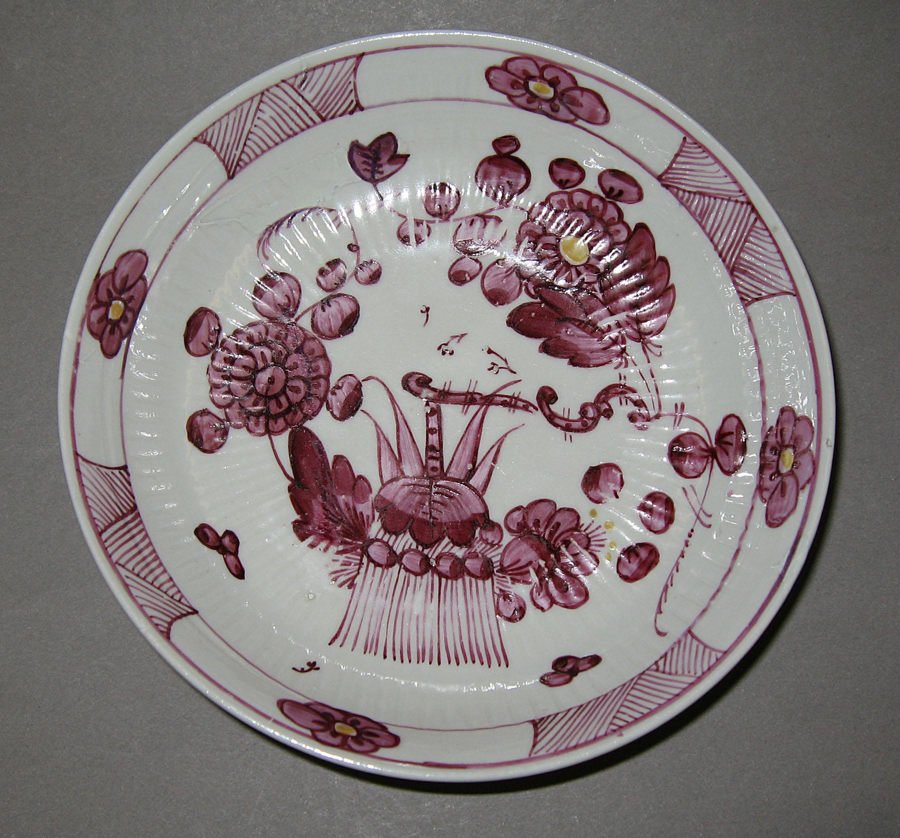 1970.0281 Saucer