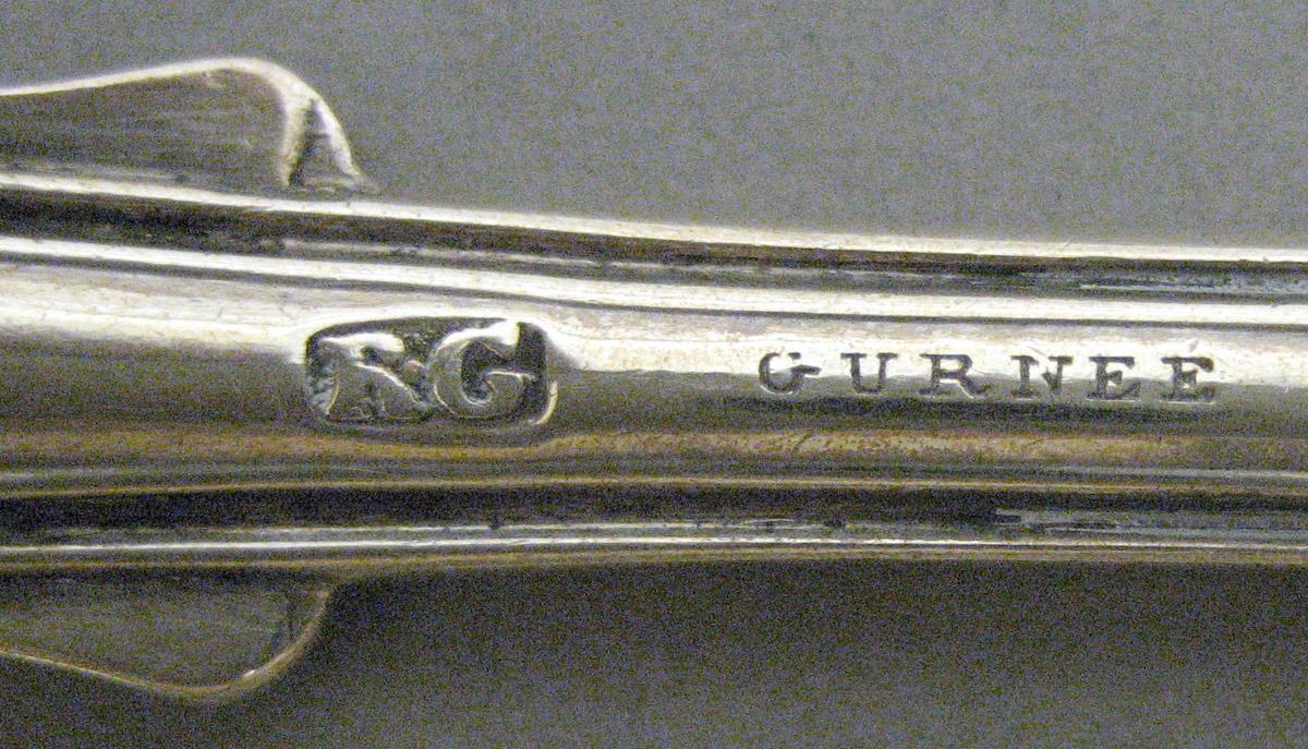 1970.0321 Silver Knife mark 1