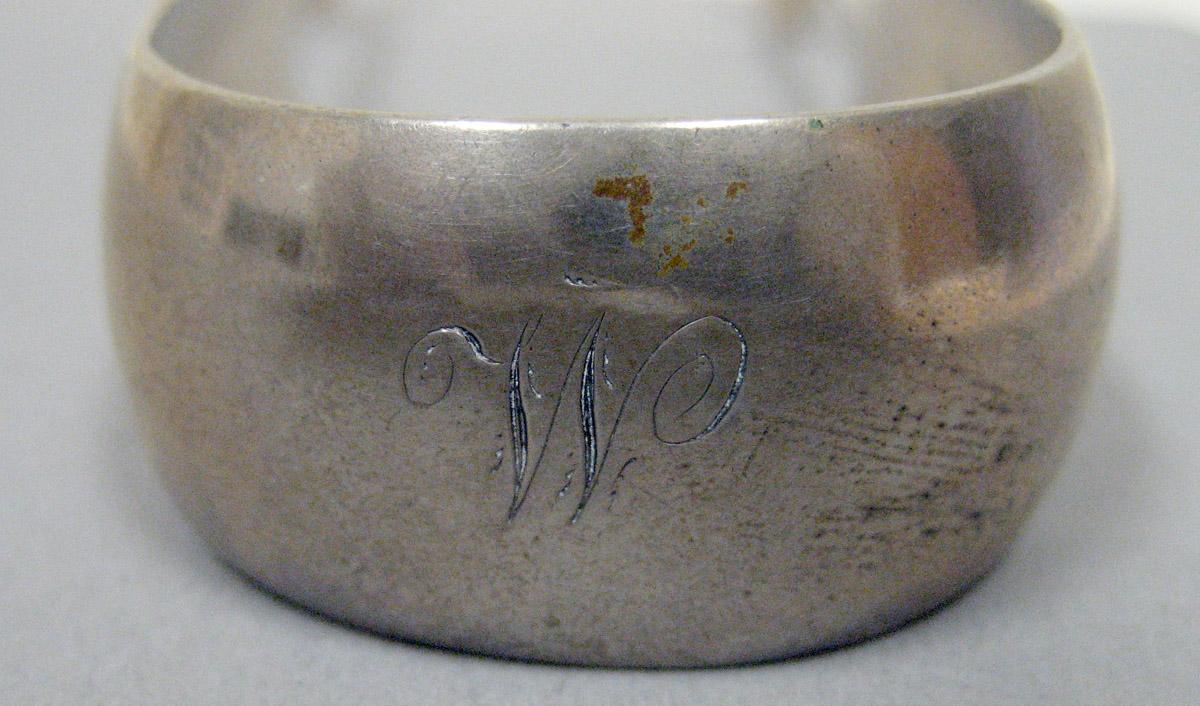 1970.0322 Silver Tongs engraving