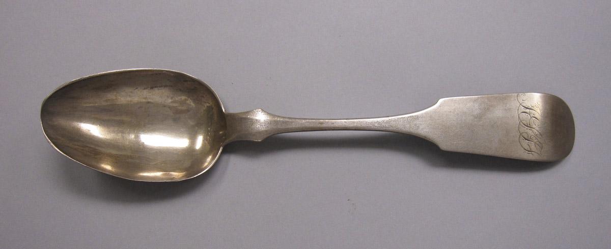 1970.0335 Spoon, upper surface