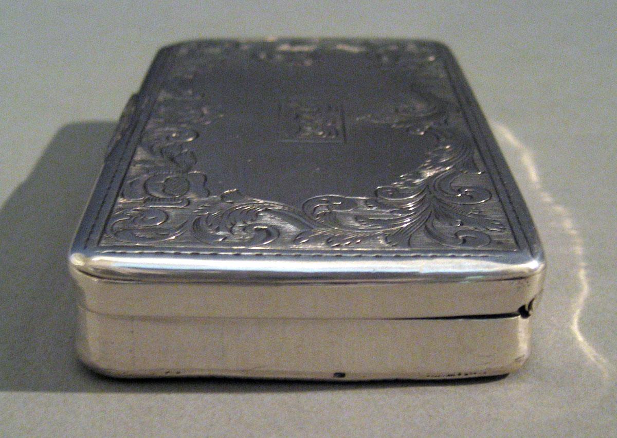 1970.0351 Silver Snuff Box side