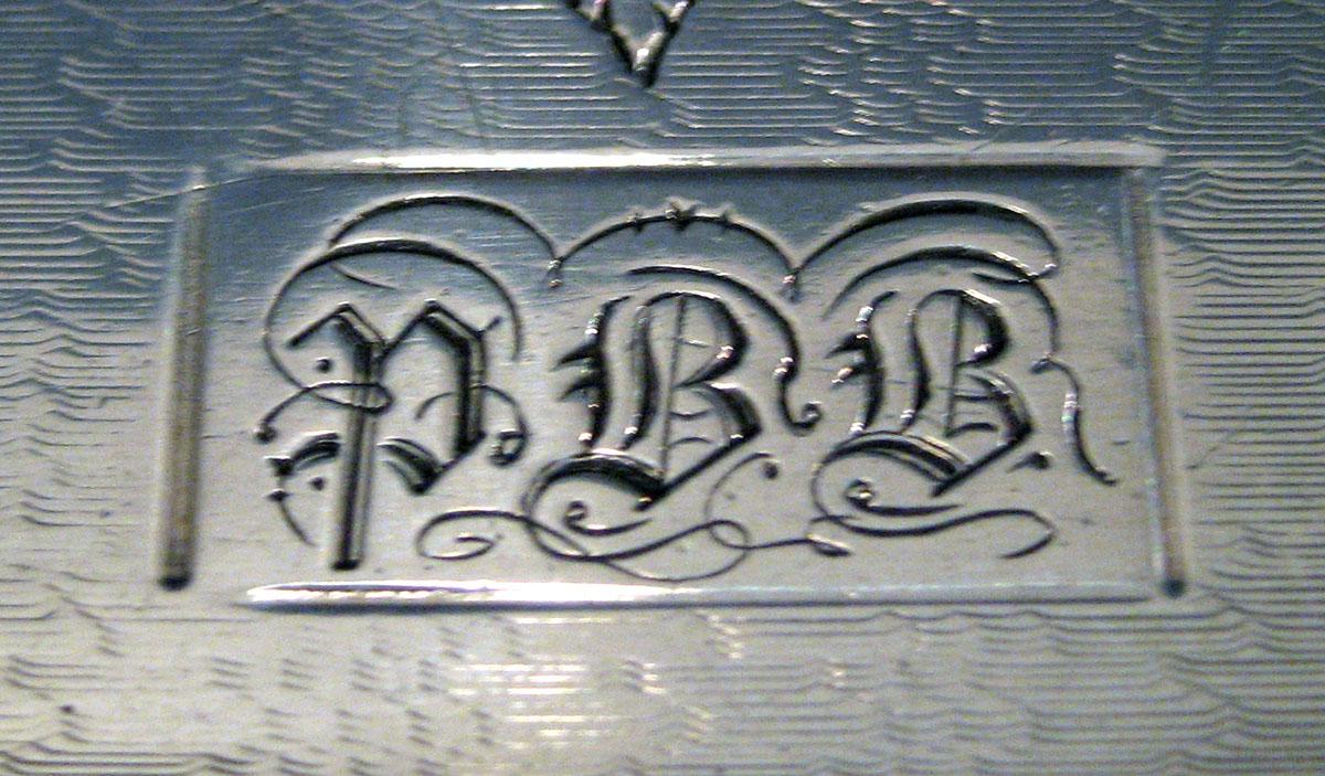 1970.0351 Silver Snuff Box engraving