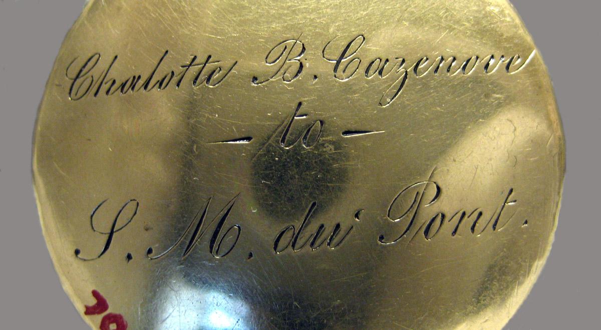 1970.0364 Locket engraving