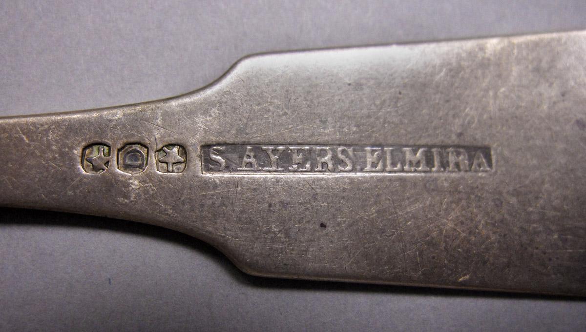 1970.0367 Spoon, mark