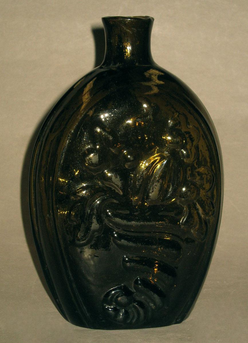 1970.0373.002 Glass flask