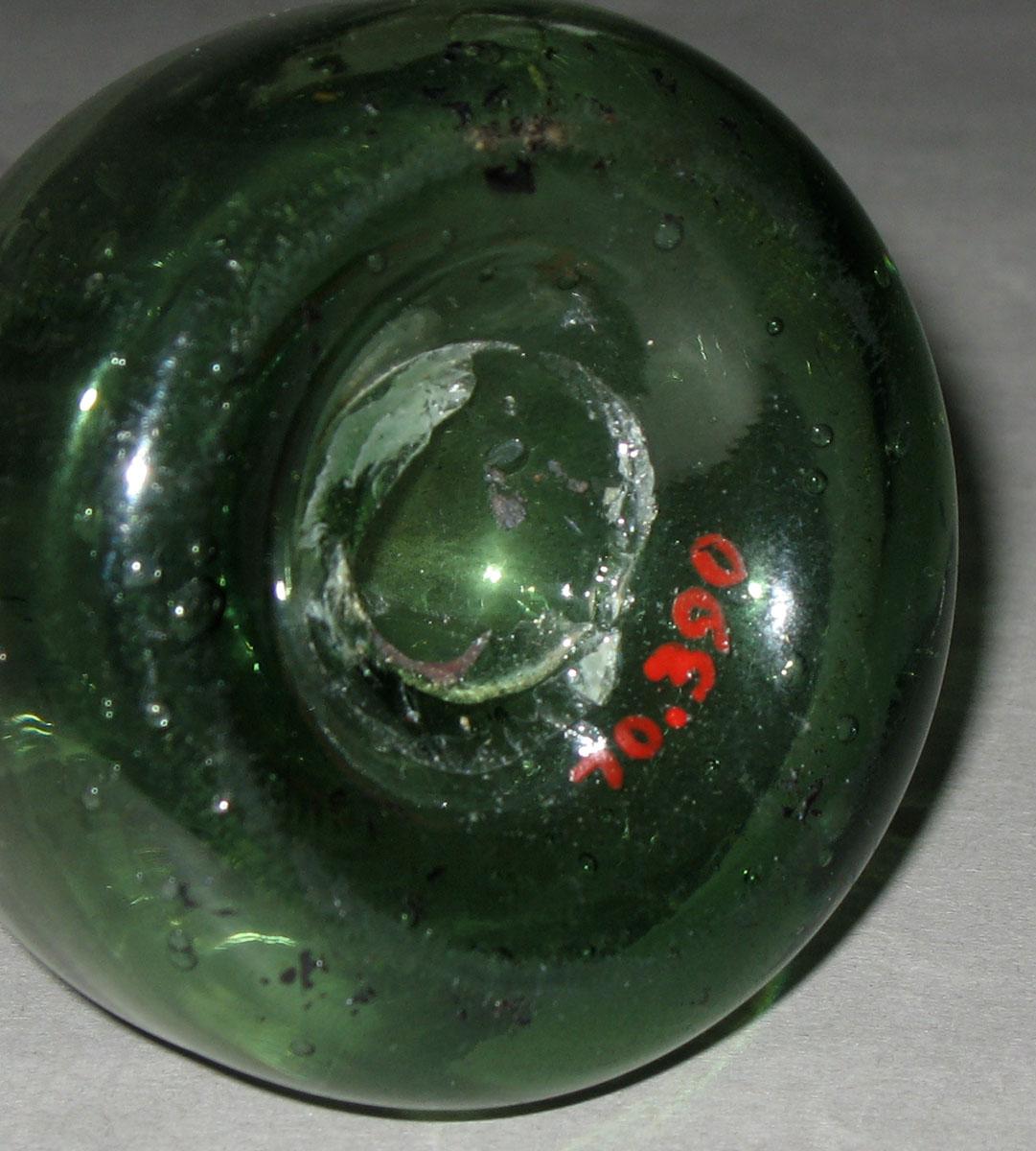 1970.0390 Glass bottle (underside)