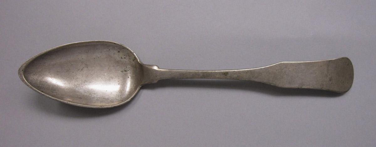 1970.0396 Spoon, upper surface