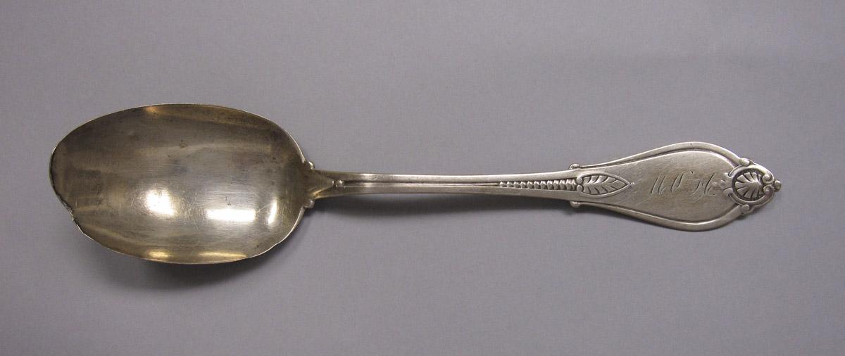 1970.0398 Spoon, upper surface