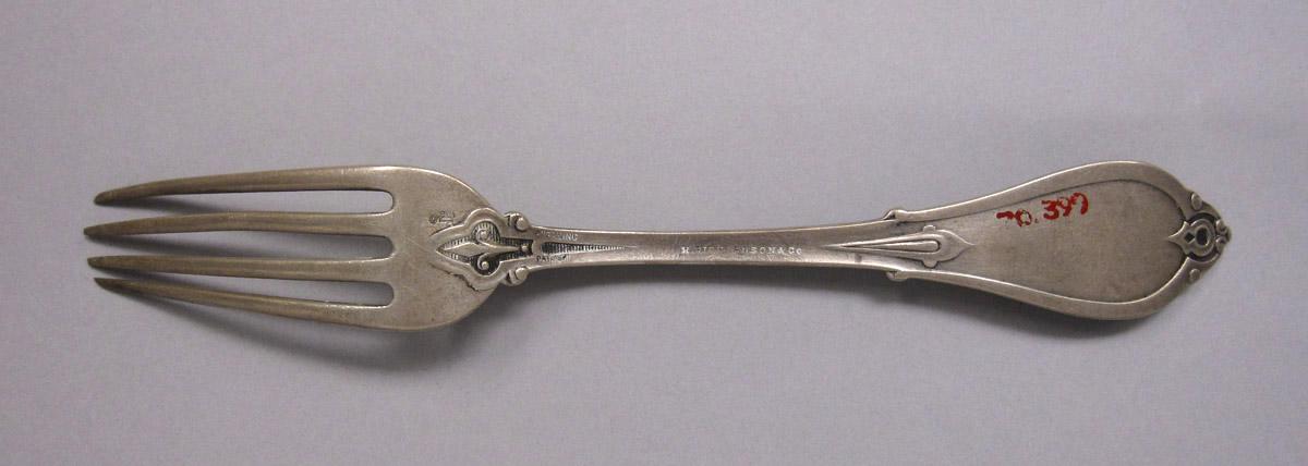 1970.0399 Fork, underside