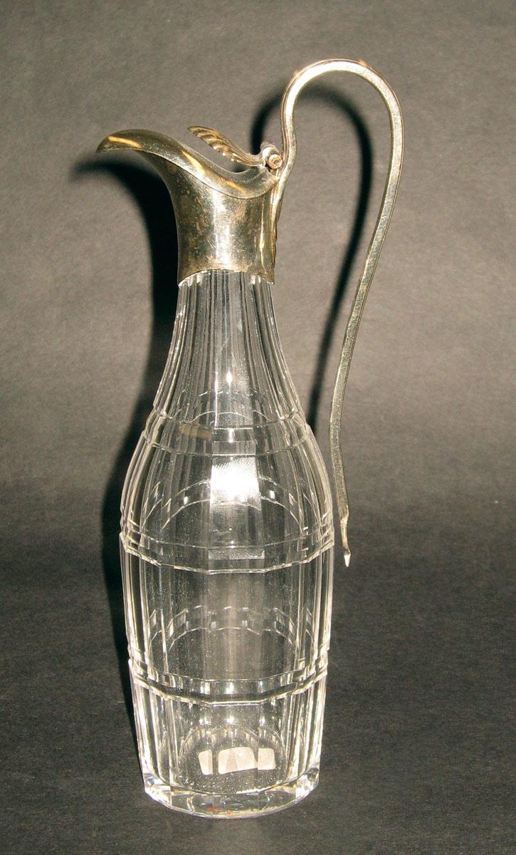 1970.0402 F Glass cruet with silverplate on copper fitting