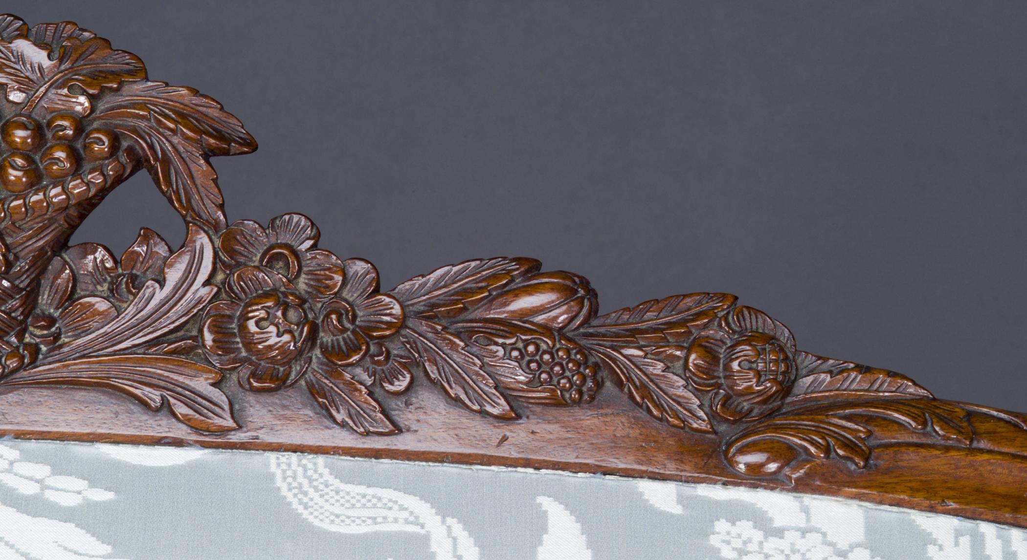 1957.0650 Sofa, detail 3