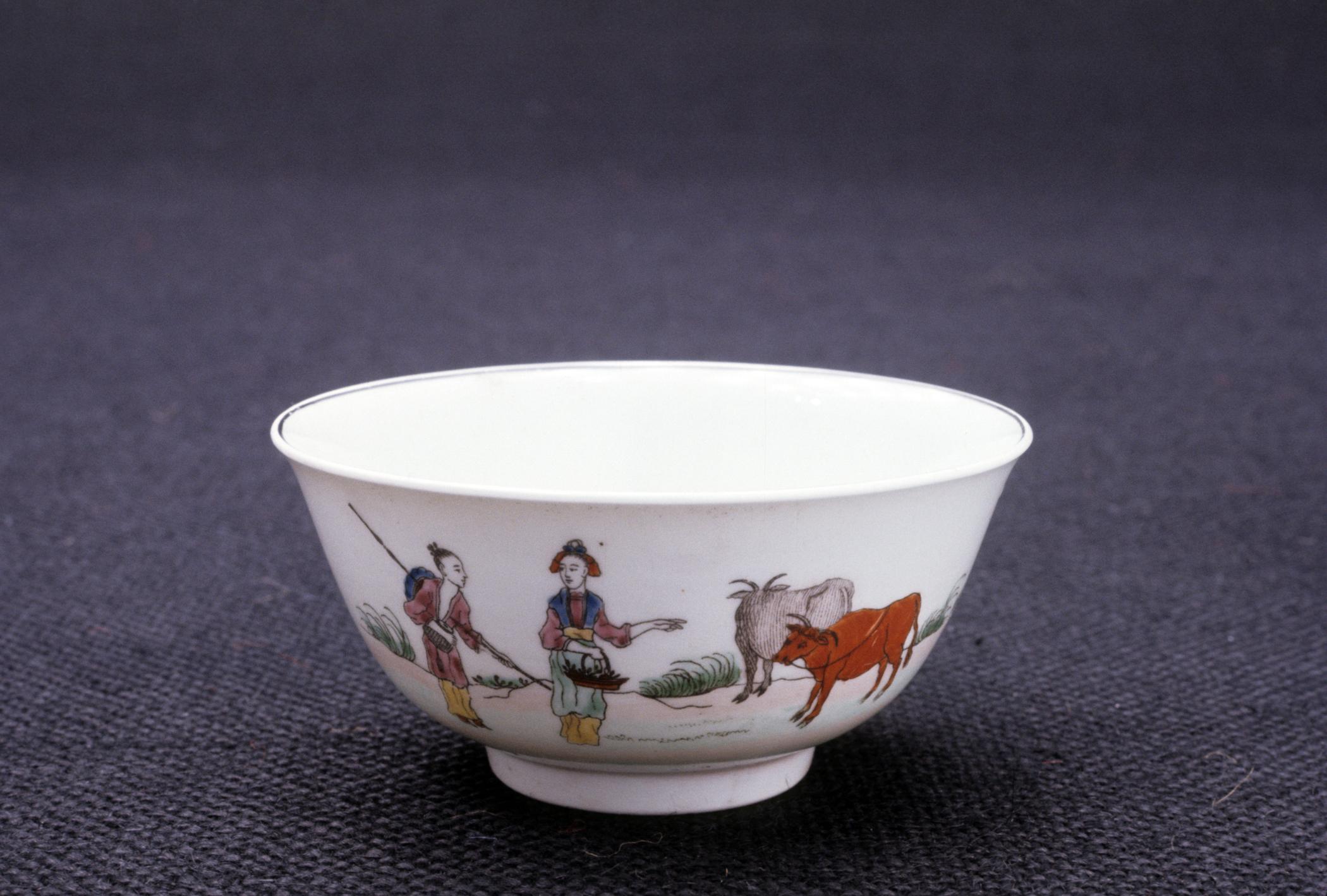 1970.0412 Soft-paste porcelain bowl