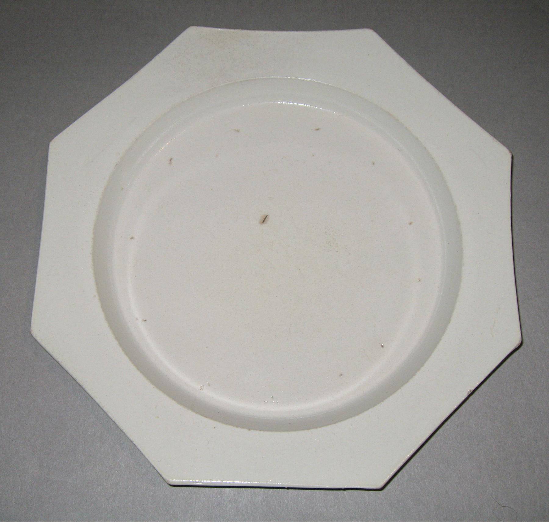 1970.0414.003 Plate