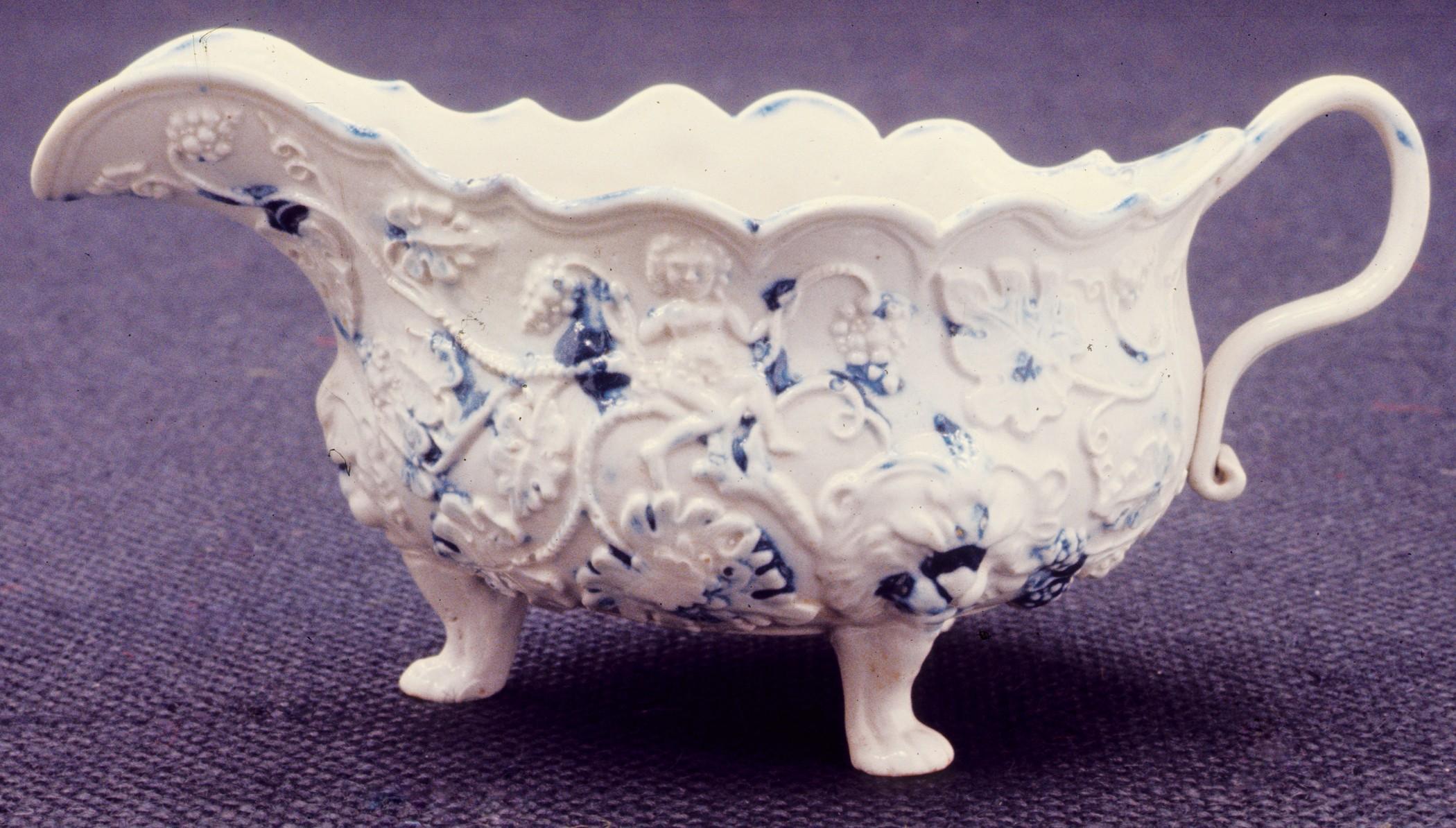 1970.0415 Sauce boat