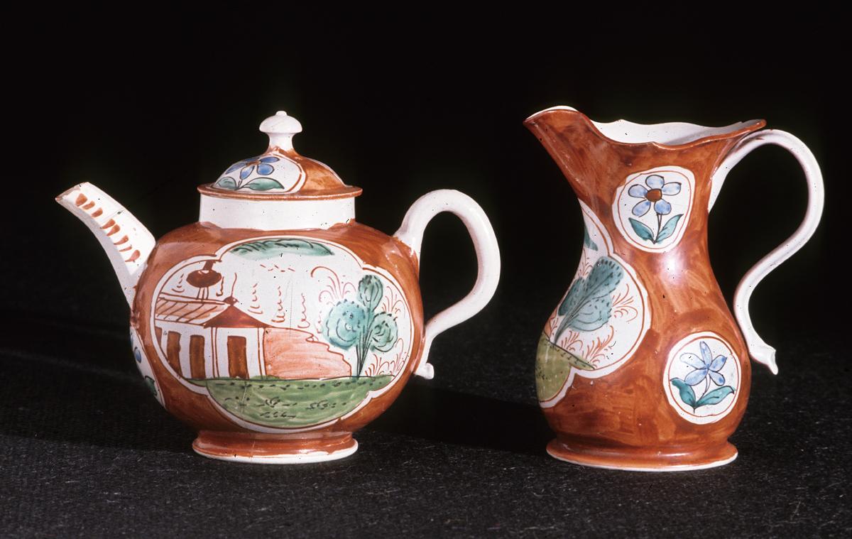 1970.0420,1970.0421 Teapot and Jug