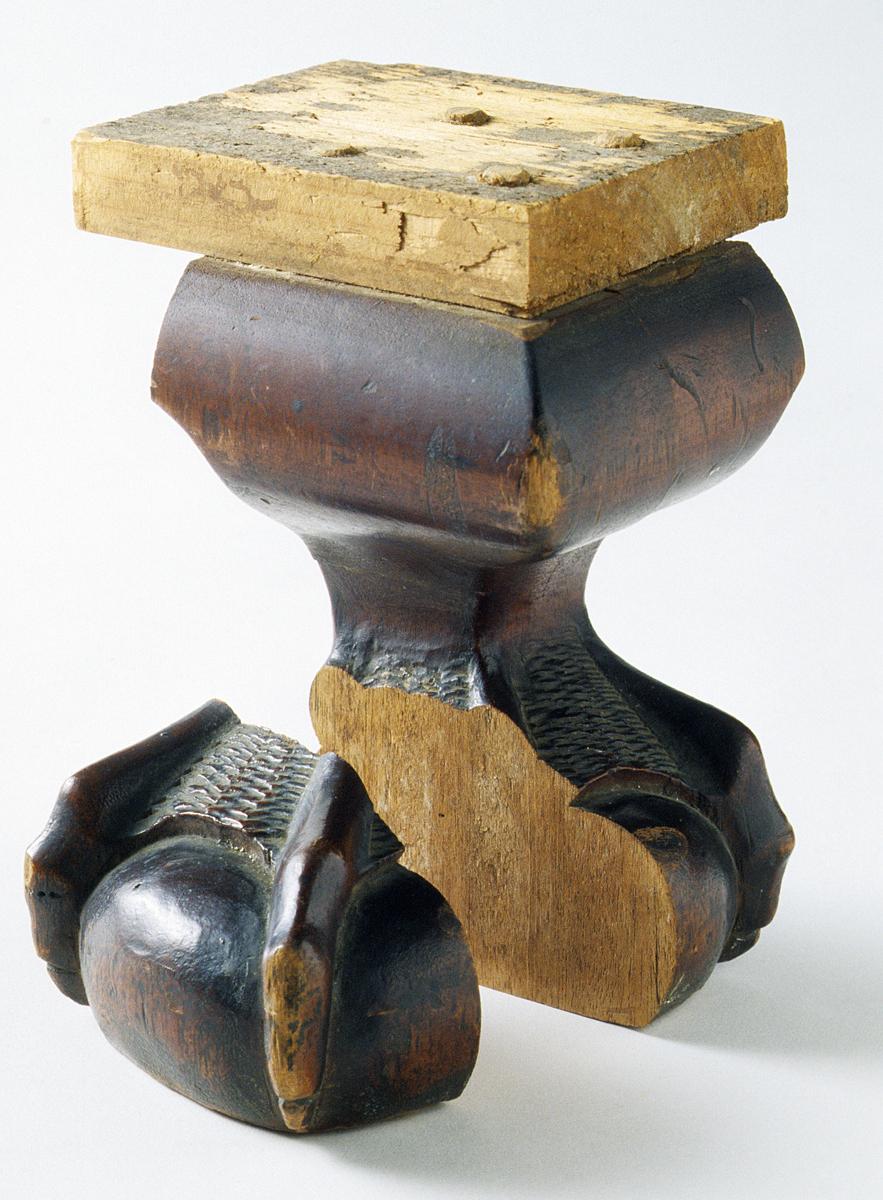 1970.0429 A-C Bracket