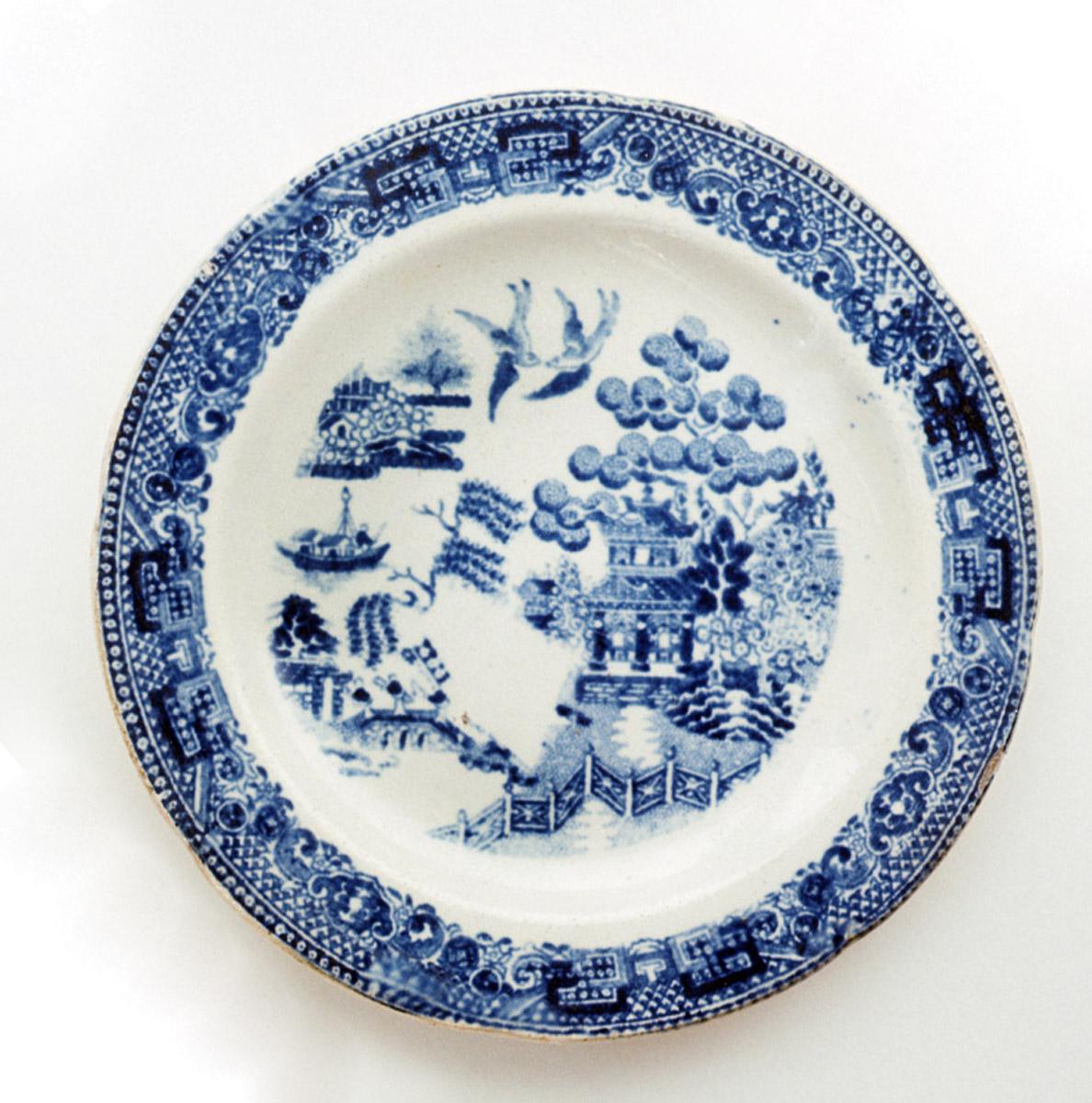 1970.0434 Plate, Cup plate
