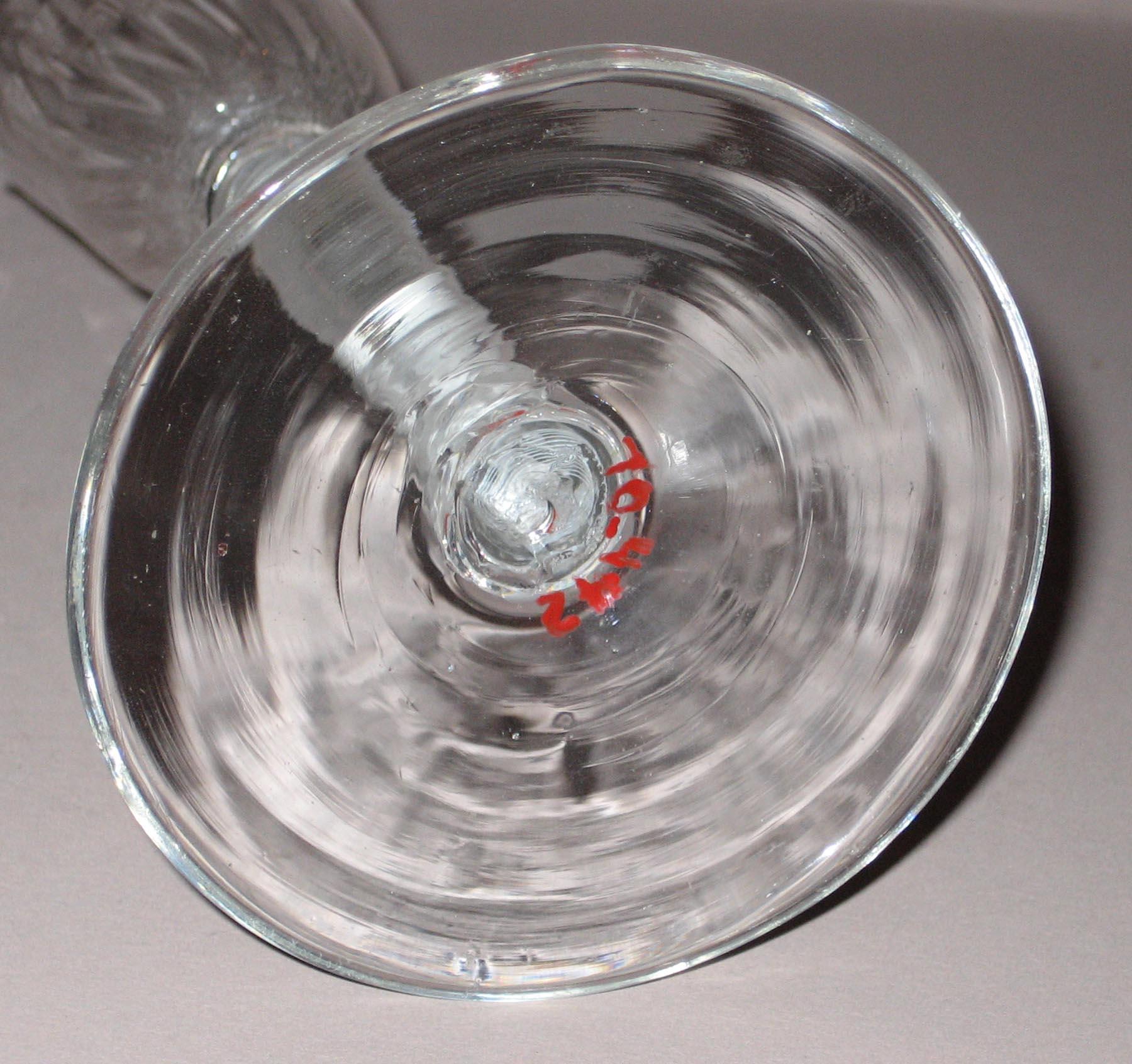 1970.0442 Wine glass (bottom)
