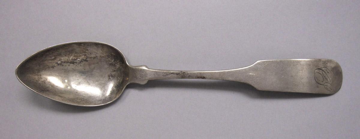 1970.0445 Spoon, upper surface
