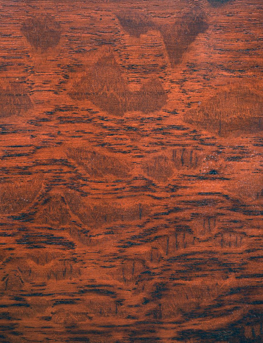 1957.0655 Table, detail 2
