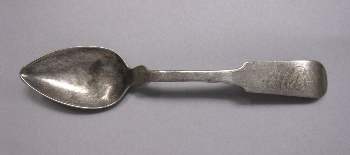 1970.0449 Spoon, upper surface
