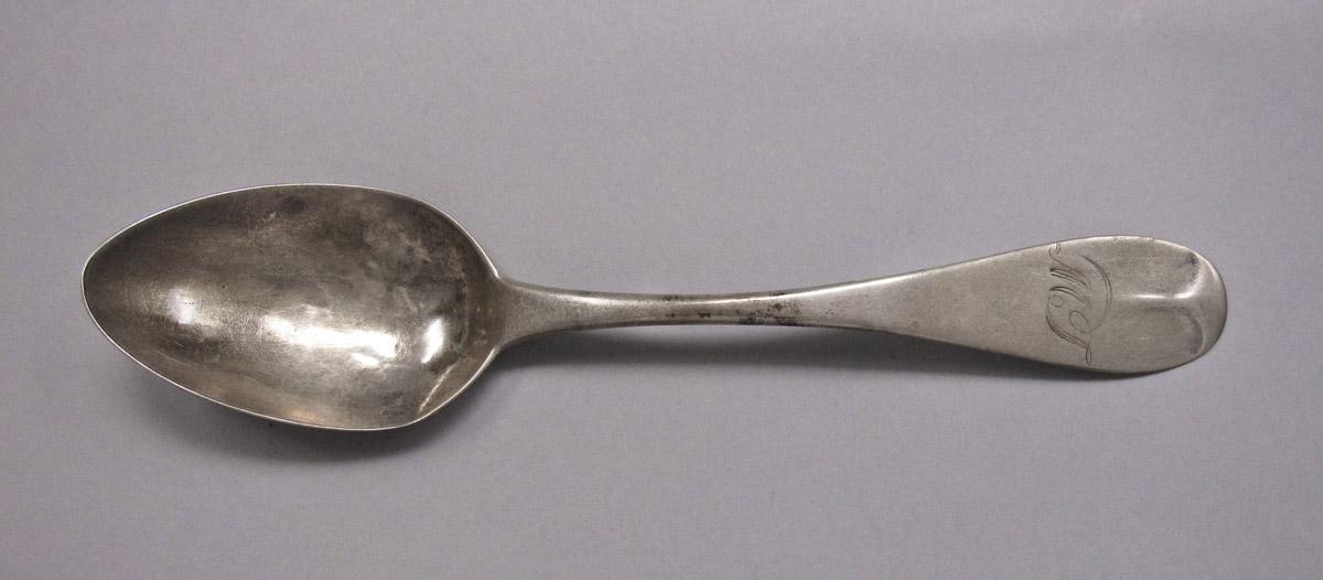 1970.0462 Spoon, upper surface