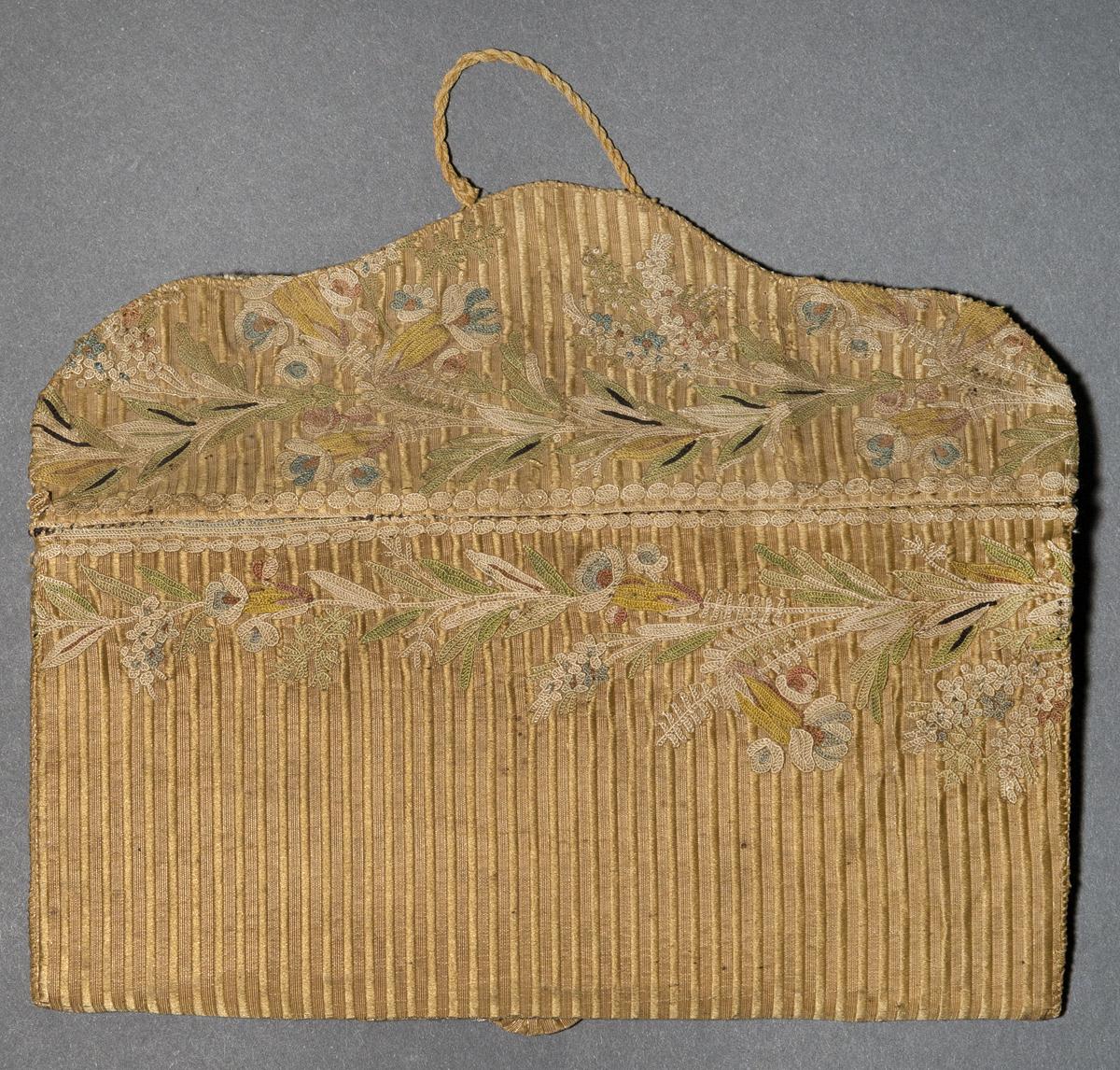1970.0505 Pocketbook, Backside
