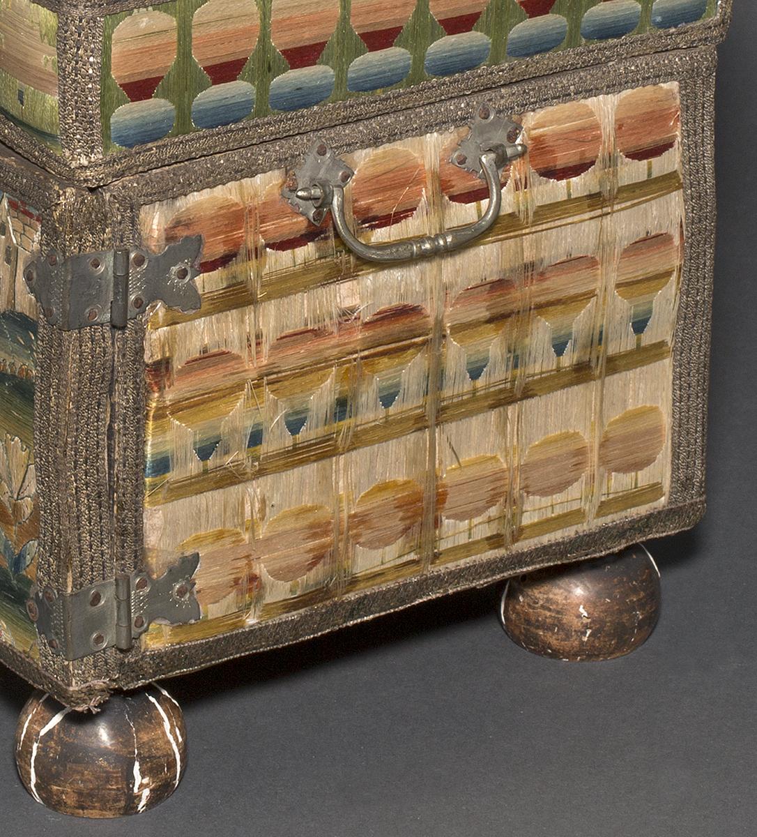 1970.0507 A Casket, Side Detail 2