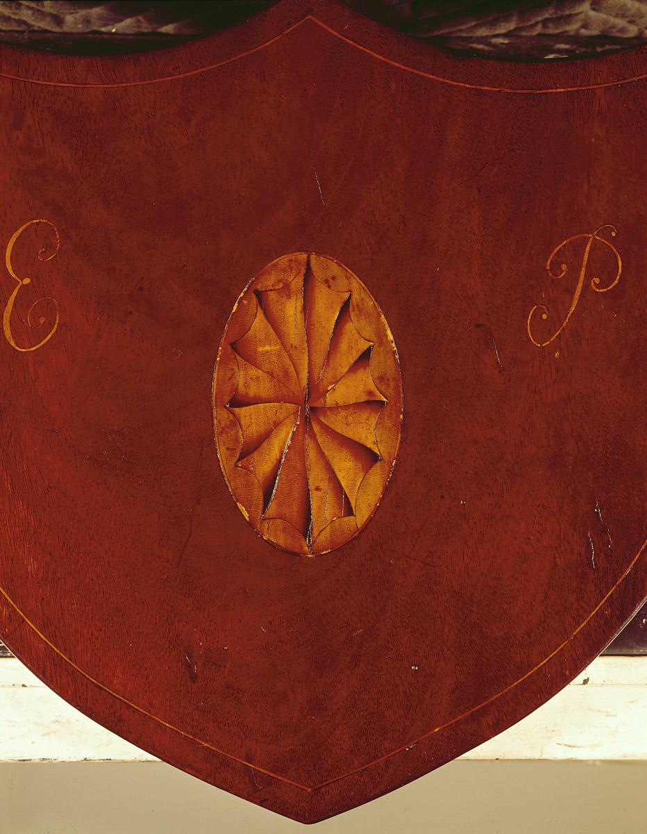 1957.0661 Pole screen, detail