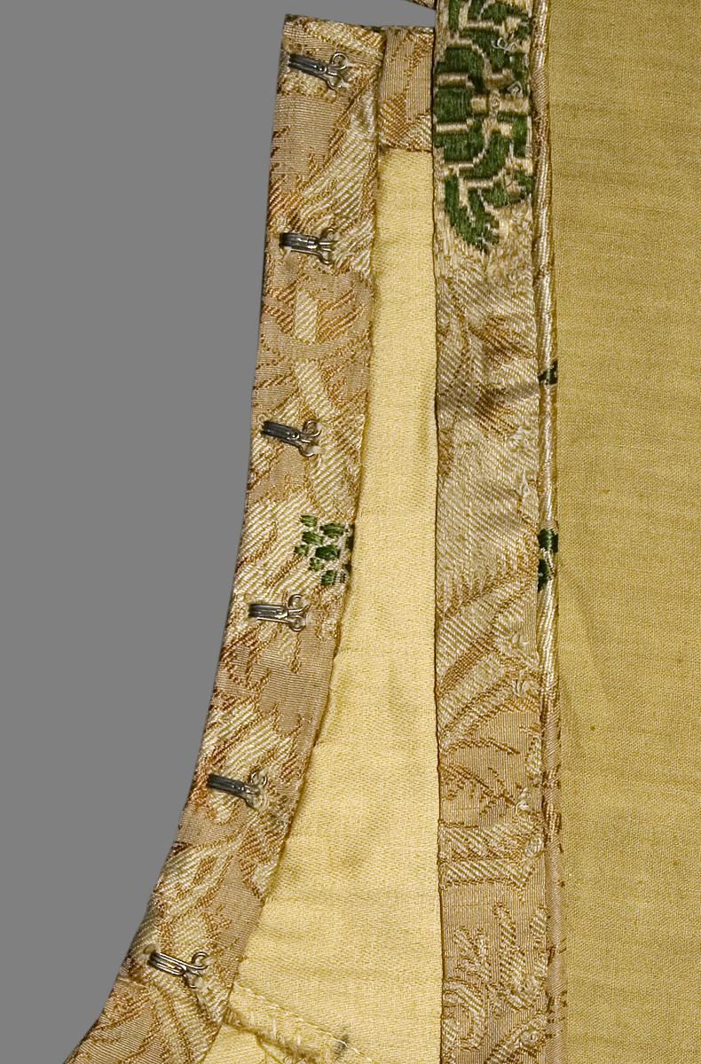 1969.8268 Slip Cover, Attachment Detail