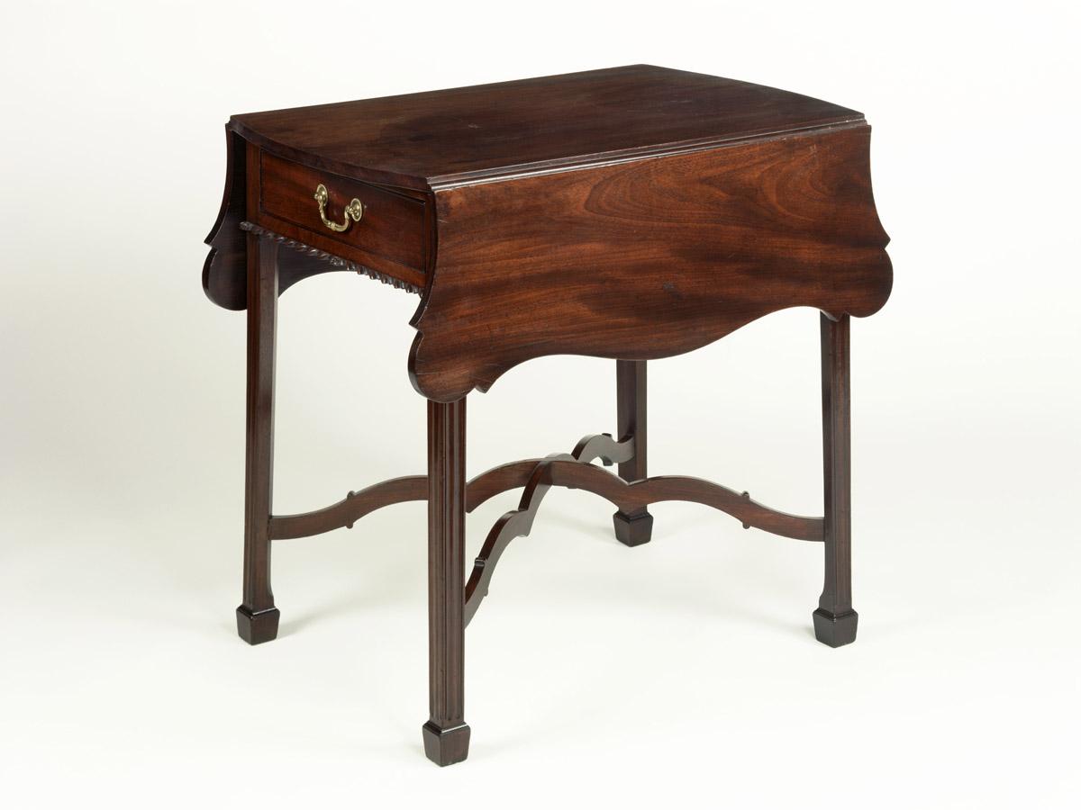 1957.0669 Table, Pembroke Table