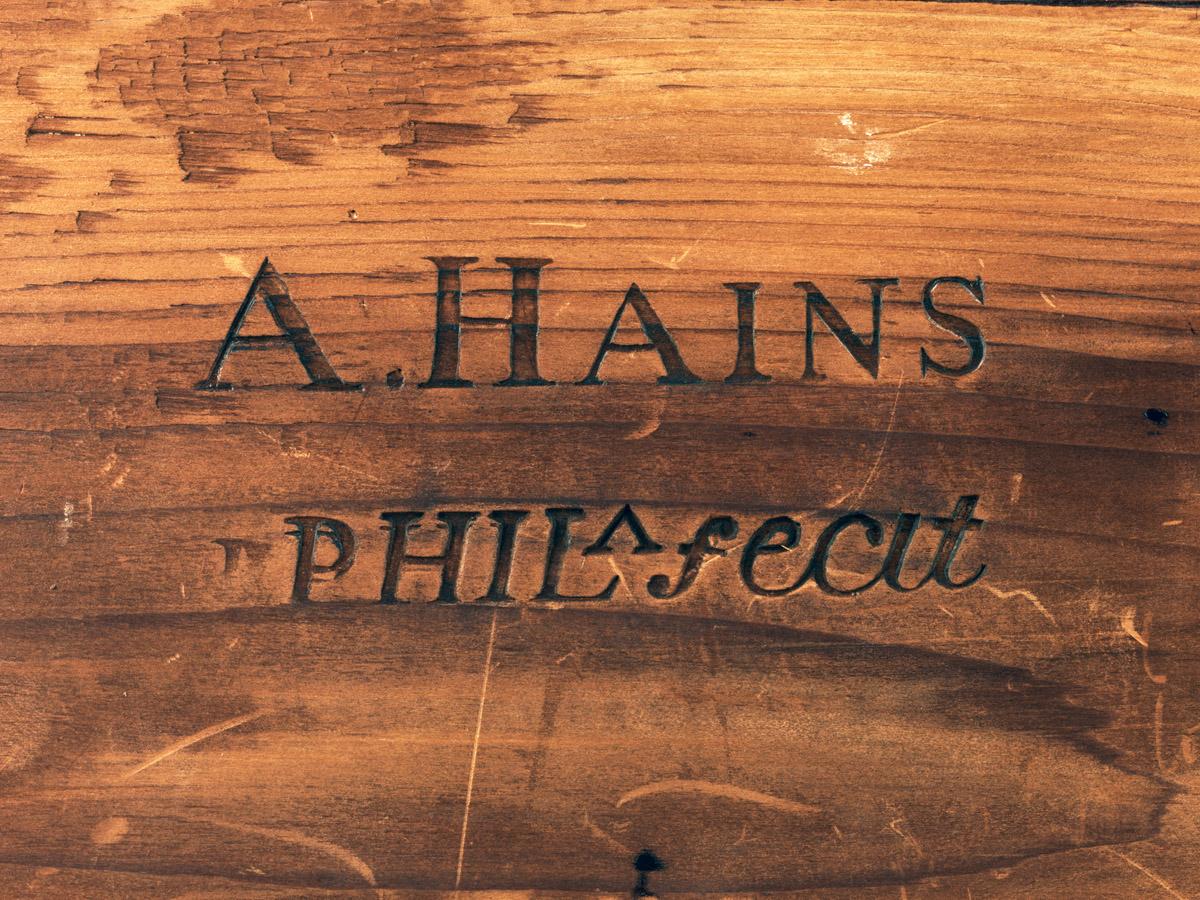 1957.0669 Table, Pembroke Table (detail 1)