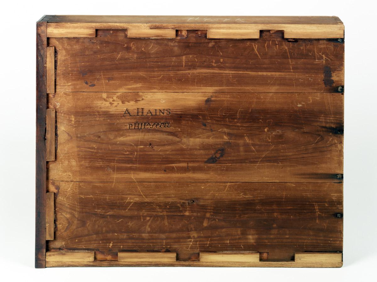 1957.0669 Table, Pembroke Table (detail 3)