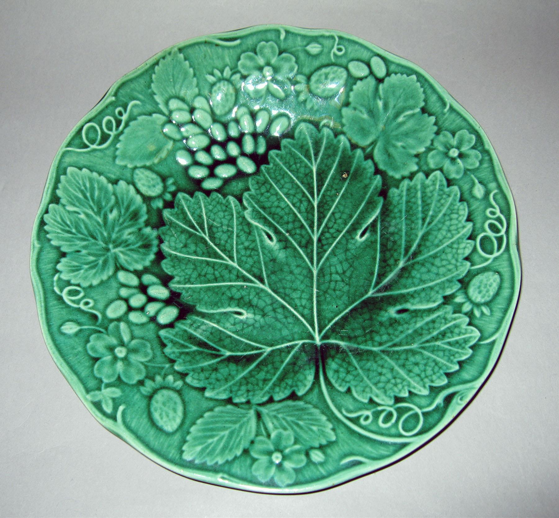 1970.0607 Till earthenware plate