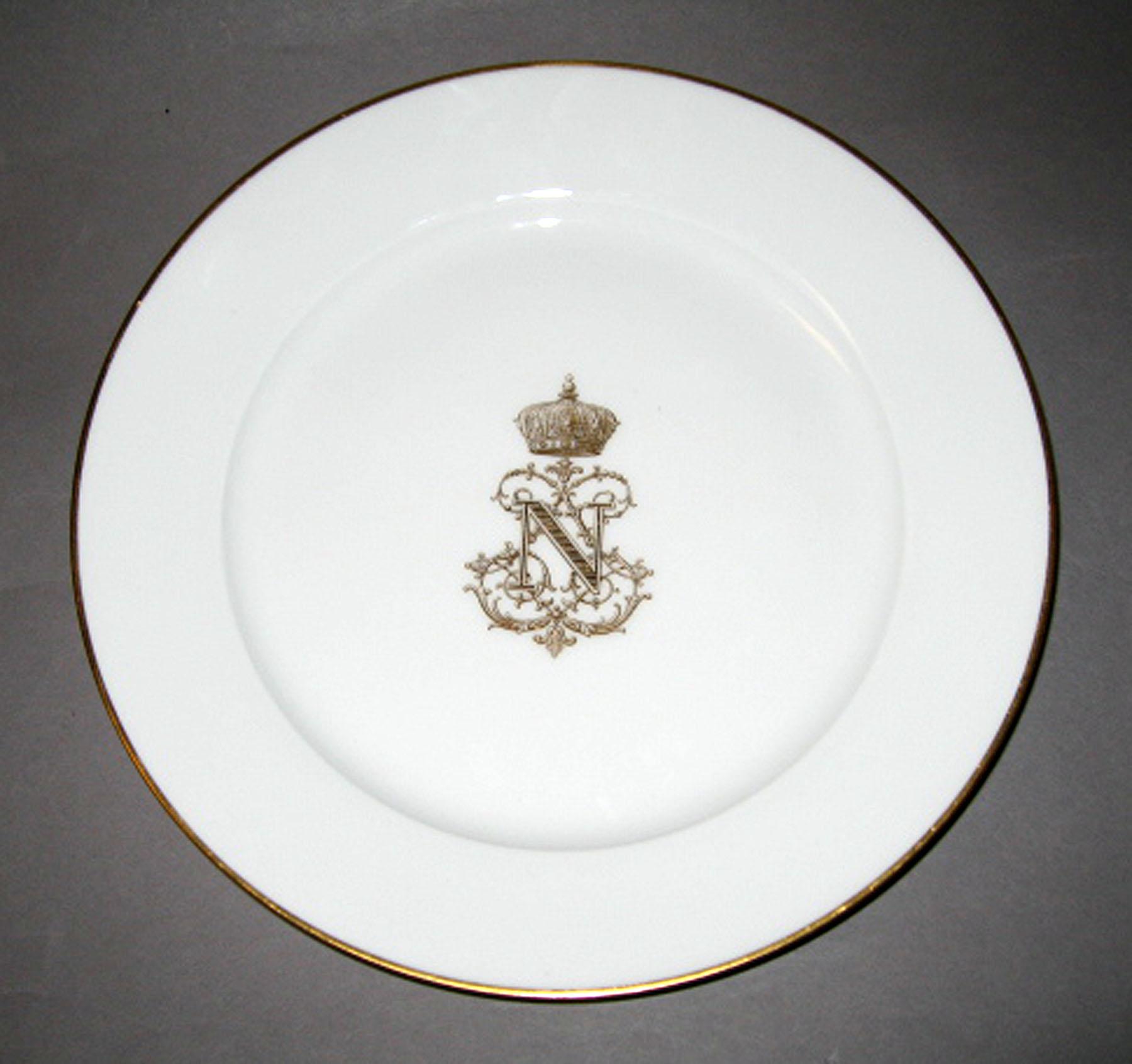 1969.0613 Sèvres porcelain plate