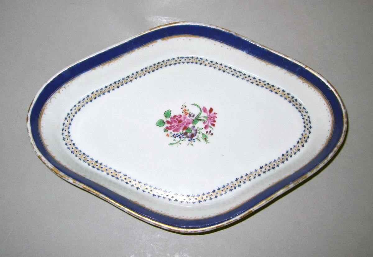 1970.0617.001 Porcelain dish