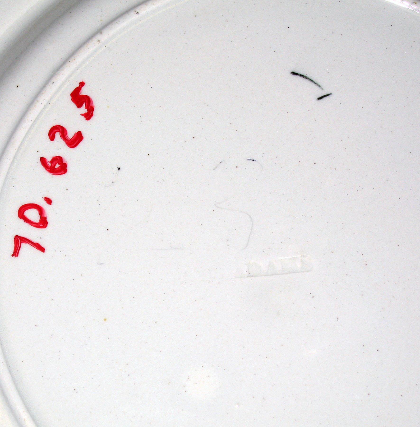 1970.0625 Pearlware plate (mark)