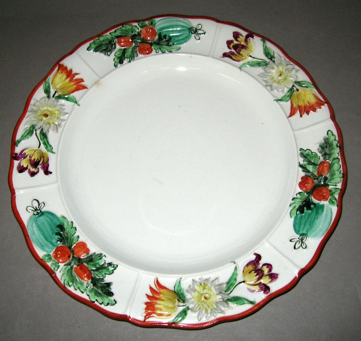 1970.0628 Earthenware plate