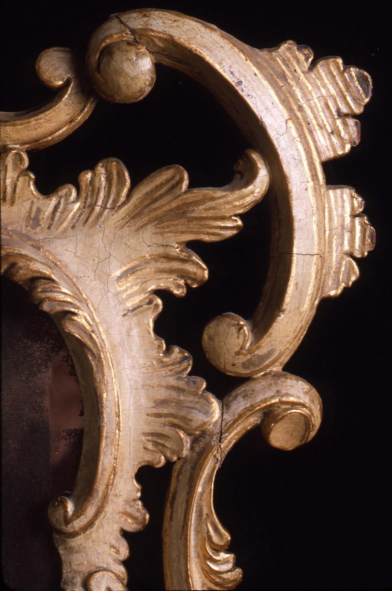 1952.0261 Looking glass (before Conservation), detail 1